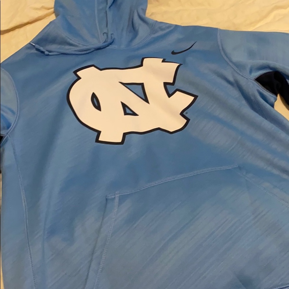Nike North Carolina sweatshirt size L